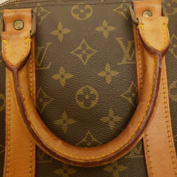 Does Louis Vuitton Fix Straps For Free Delivery